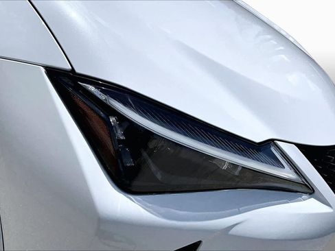 Used 2025 Lexus UX 300h FWD image 28