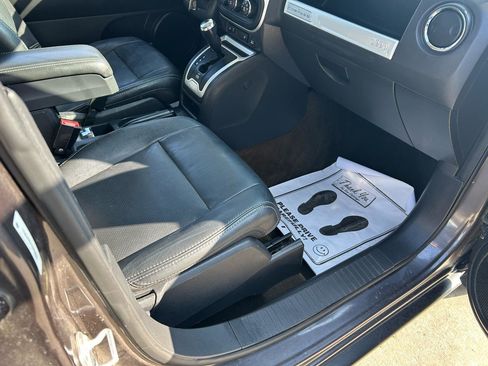 Used 2016 Jeep Compass High Altitude image 12