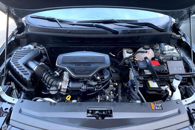 Used 2025 Cadillac XT6 Premium Luxury AWD/4WD image 9