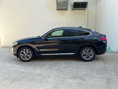 Certified 2025 BMW X4 xDrive30i image 5