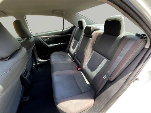 Used 2017 Toyota Corolla LE FWD image 22