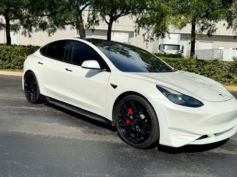 Used 2022 Tesla Model 3 Performance AWD/4WD image 1