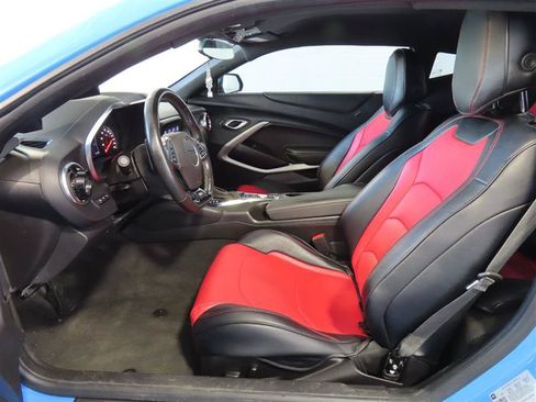 Used 2023 Chevrolet Camaro SS RWD image 15
