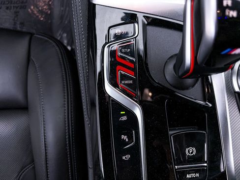 Used 2023 BMW M5 w/ Executive Package image 33