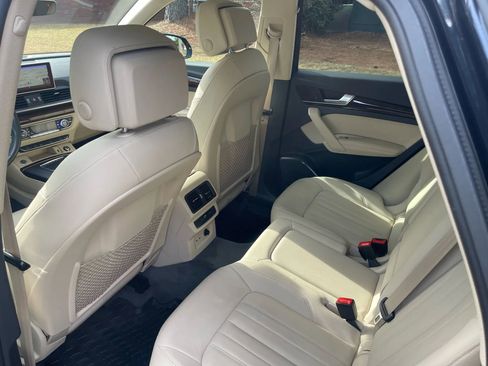 Used 2020 Audi Q5 2.0T Premium Plus w/ Premium Plus Package image 12