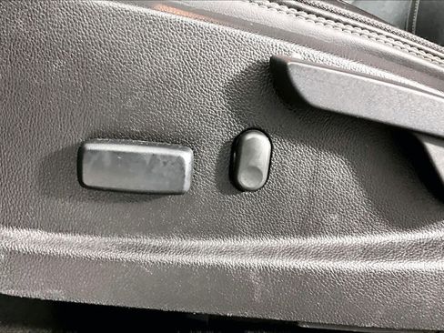 Used 2019 GMC Canyon Denali image 32