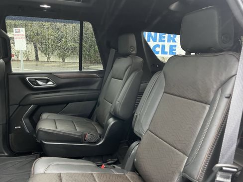 Used 2024 Chevrolet Tahoe High Country w/ Premium Package image 14