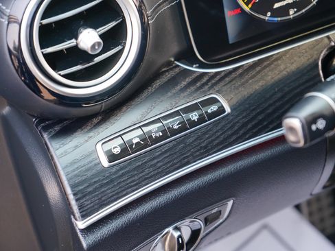 Used 2018 Mercedes-Benz E 63 AMG S image 13