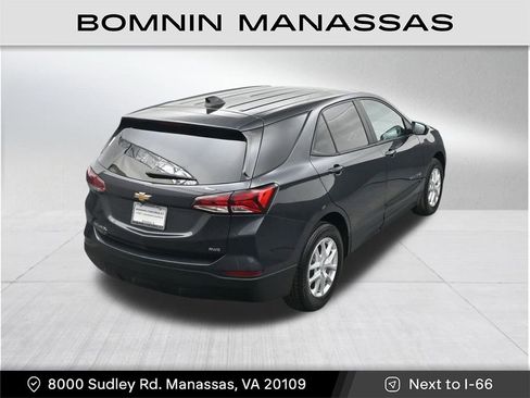 Used 2022 Chevrolet Equinox LS w/ LS Convenience Package image 23