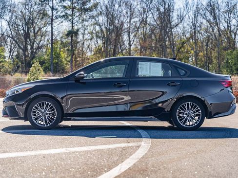 Used 2023 Kia Forte GT-Line image 4