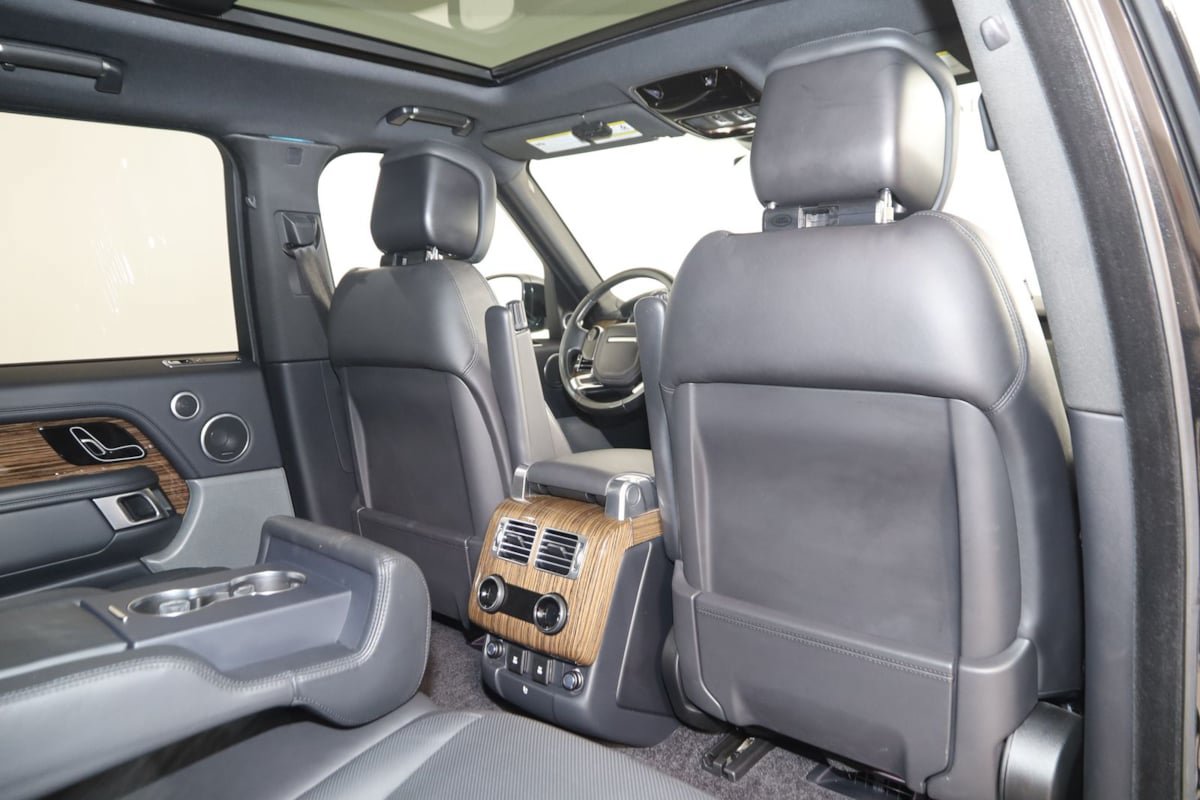 Used 2018 Land Rover Range Rover Supercharged AWD/4WD image 17