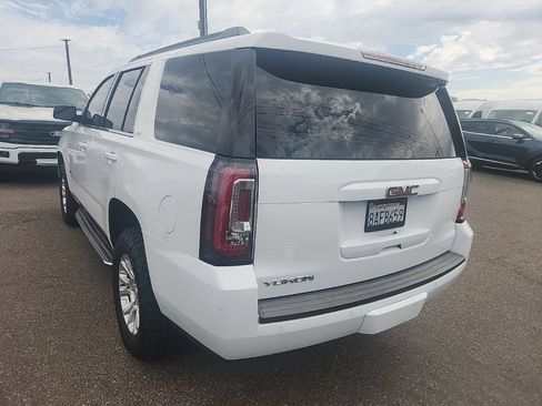 Used 2017 GMC Yukon SLT AWD/4WD image 11