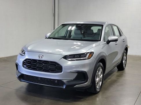 Certified 2023 Honda HR-V LX image 2