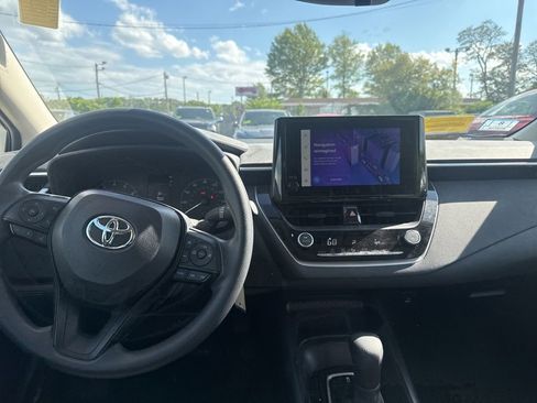 Used 2023 Toyota Corolla LE w/ Carpet Mat Package (TMS) FWD image 22