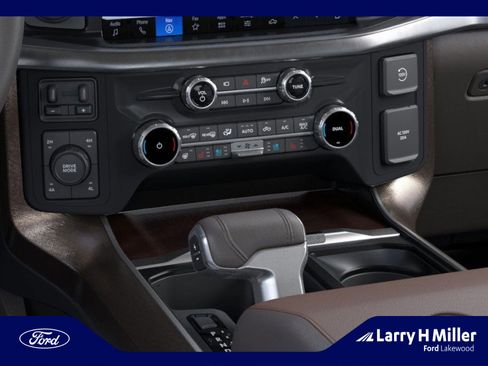 New 2025 Ford F150 King Ranch w/ FX4 Off-Road Package image 15