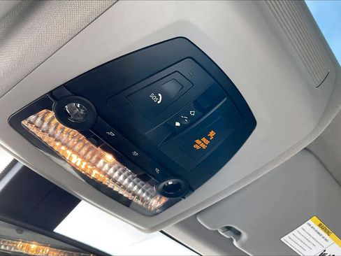 Used 2015 BMW 528i Sedan image 36