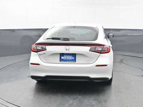 Certified 2022 Honda Civic EX-L image 6