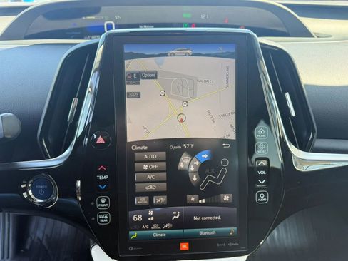 Used 2019 Toyota Prius Prime Advanced image 21