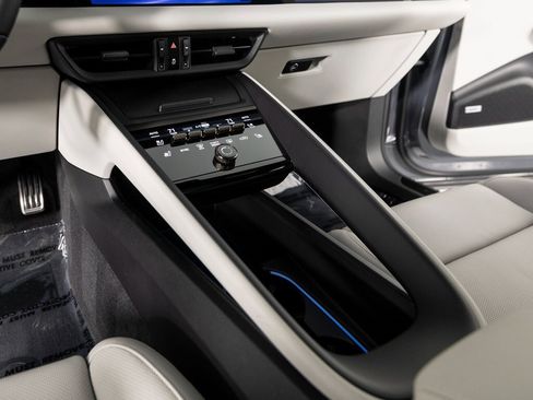 New 2025 Porsche Macan Turbo Electric image 35