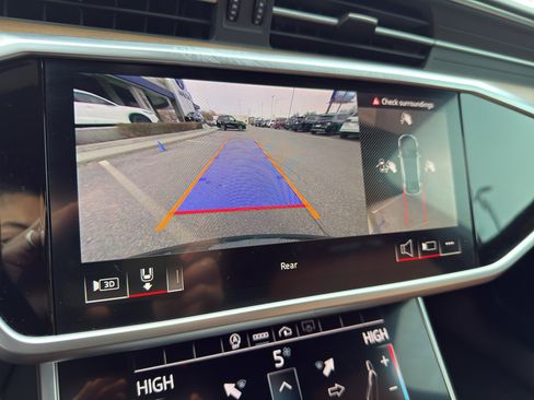 Used 2024 Audi A6 2.0T Premium w/ Convenience Package image 17