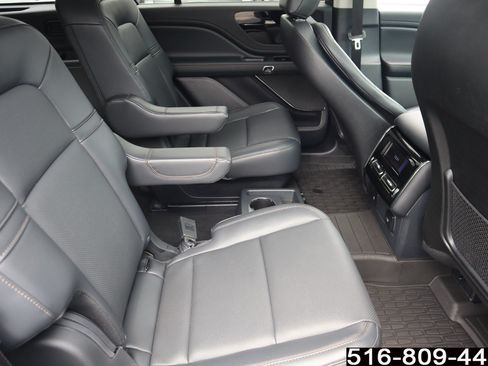 Used 2026 Lincoln Aviator AWD image 21