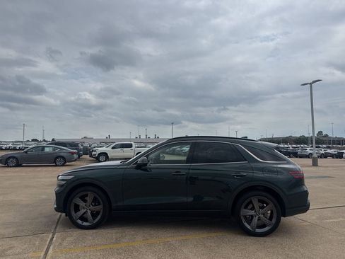 Used 2022 Genesis GV70 3.5T Sport w/ Sport Prestige Package image 13