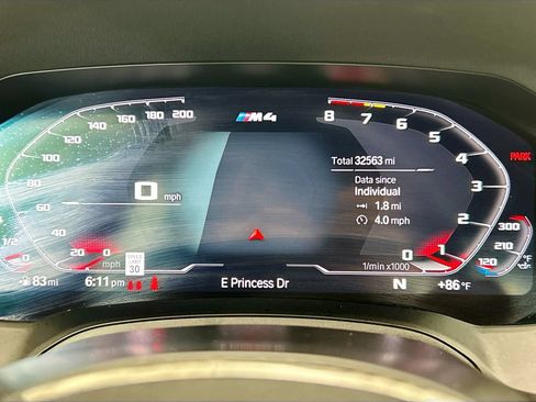 Used 2022 BMW M4 Coupe w/ Executive Package RWD image 31