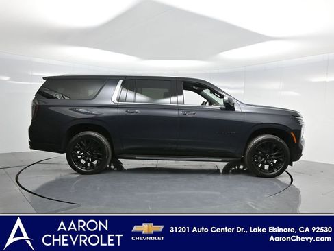 New 2025 Chevrolet Suburban Premier image 26
