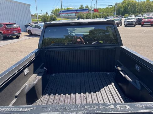 Certified 2026 Toyota Tacoma SR5 AWD/4WD image 16