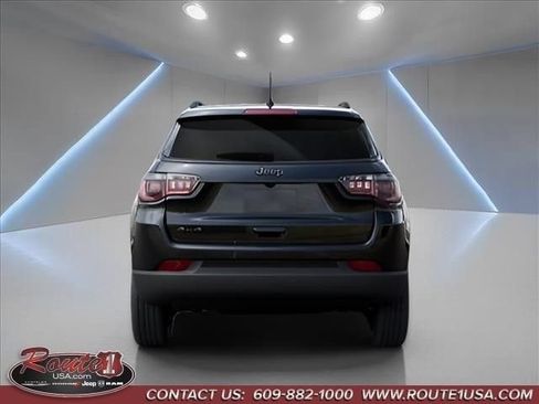 New 2026 Jeep Compass Latitude AWD/4WD image 8