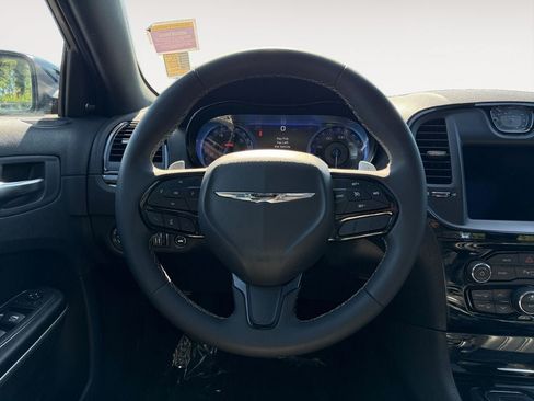 Used 2023 Chrysler 300 S RWD image 18