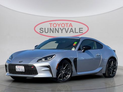 Certified 2022 Toyota GR86 Premium image 2