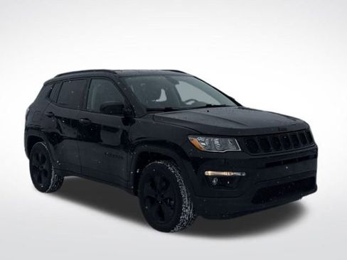 Used 2021 Jeep Compass Latitude image 4