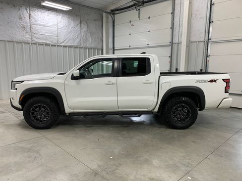 Used 2022 Nissan Frontier PRO-4X w/ Pro-4X Premium Package AWD/4WD image 22