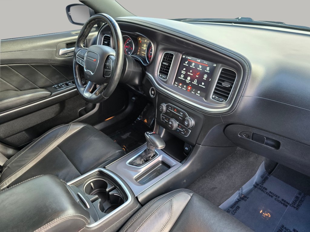 Used 2020 Dodge Charger SXT w/ Plus Group RWD image 28