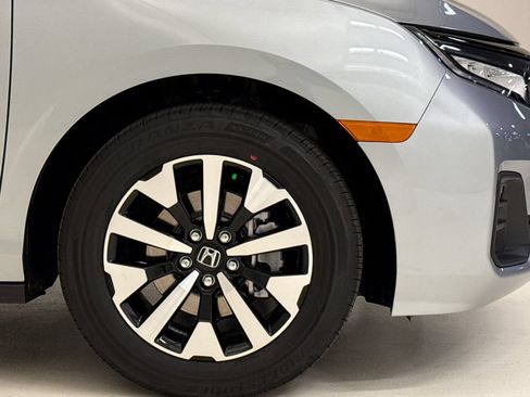 New 2026 Honda Odyssey EX-L image 6