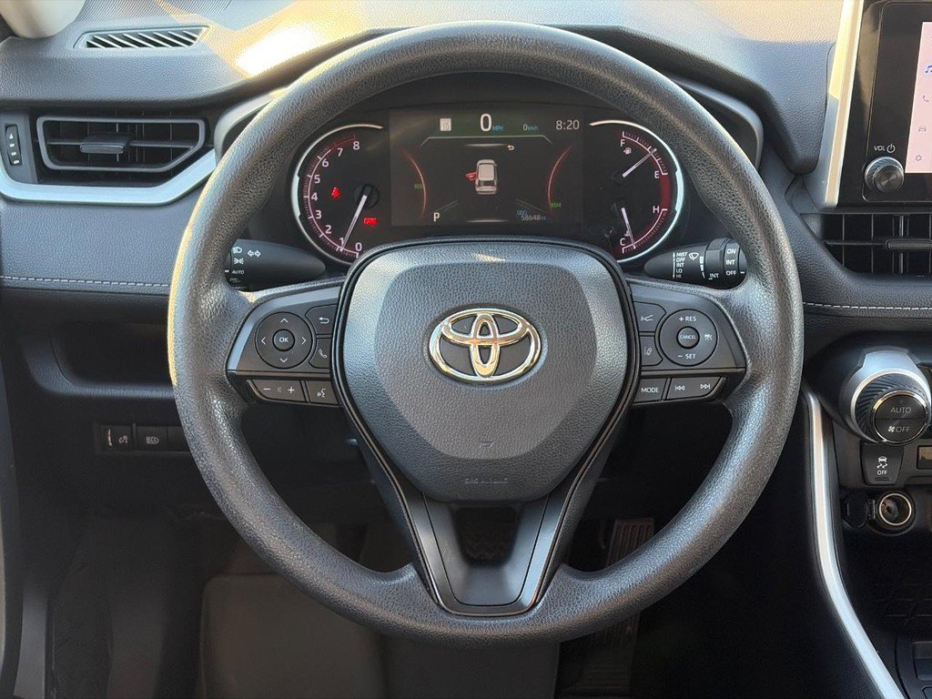 Used 2023 Toyota RAV4 XLE AWD/4WD image 14