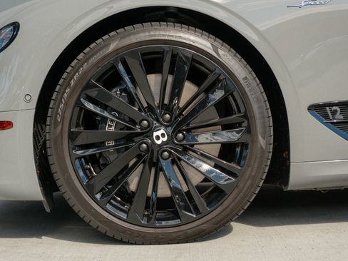 Used 2022 Bentley Continental GT Speed image 17