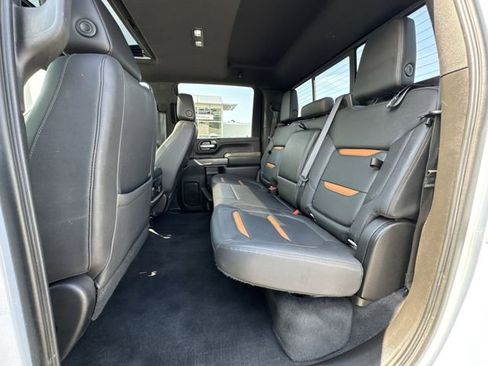 Used 2021 GMC Sierra 2500 AT4 w/ AT4 Premium Plus Package AWD/4WD image 26