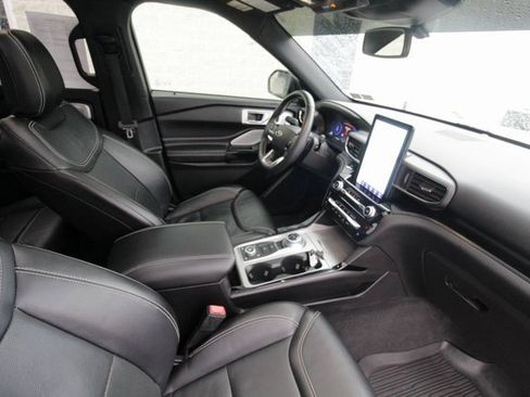Used 2022 Ford Explorer ST w/ Equipment Group 401A image 34