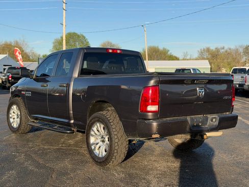 Used 2018 RAM 1500 Express AWD/4WD image 7
