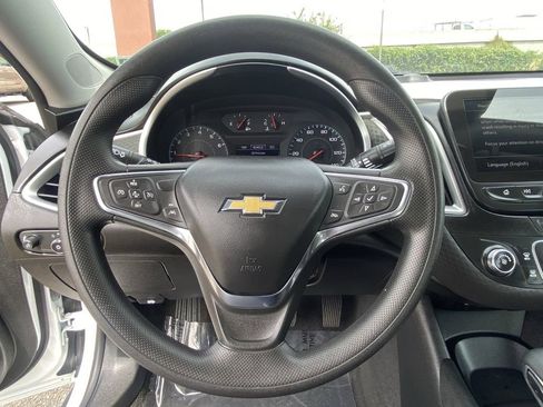 Used 2024 Chevrolet Malibu LS FWD image 25
