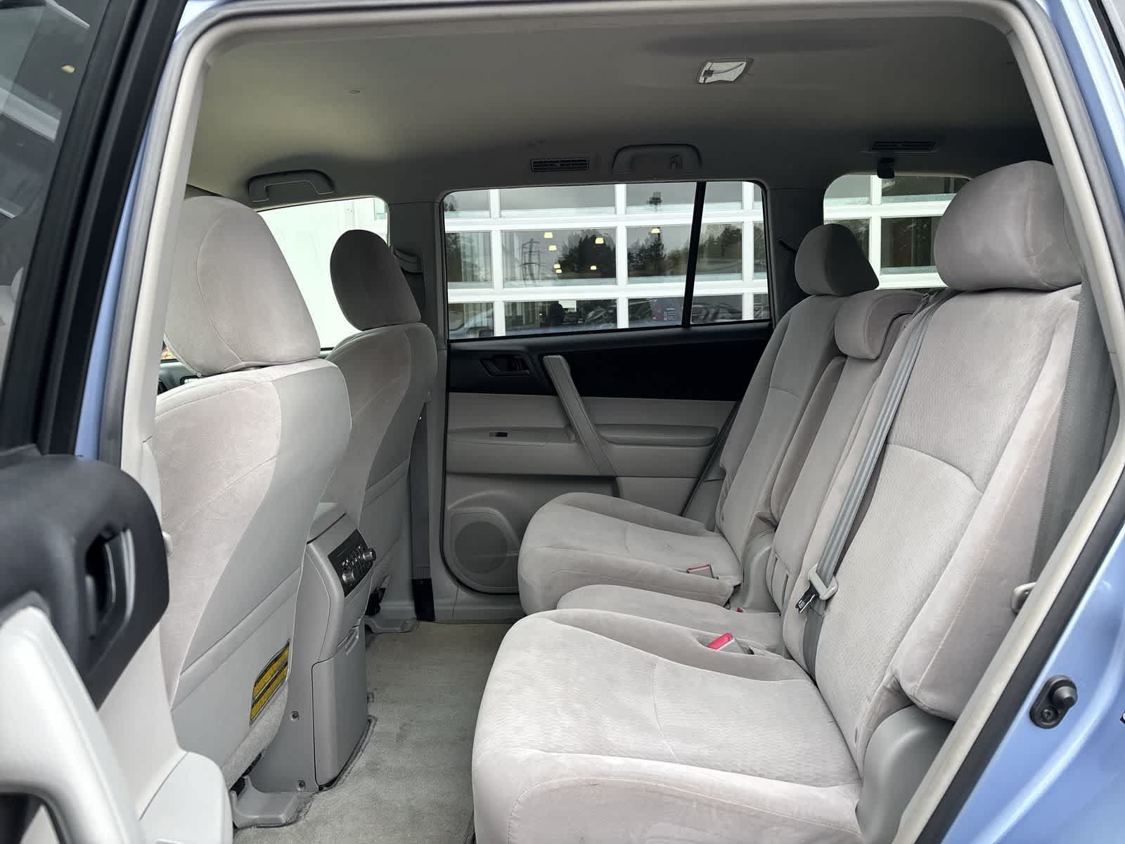 Used 2010 Toyota Highlander 4WD w/ Extra Value Pkg 2 image 9