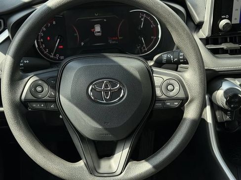 Certified 2025 Toyota RAV4 XLE FWD image 14