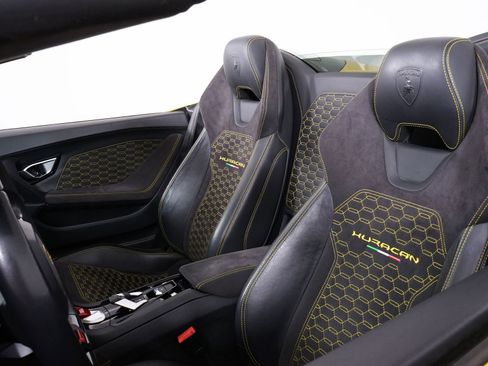 Used 2017 Lamborghini Huracan LP 610-4 image 26