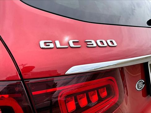 Used 2022 Mercedes-Benz GLC 300 image 28