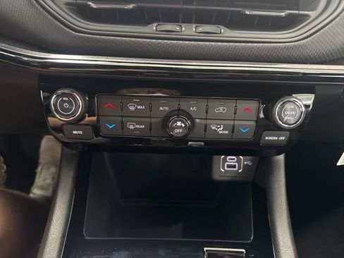 New 2026 Jeep Compass Limited image 41