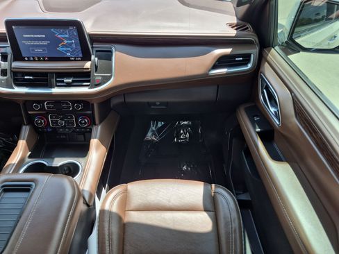 Used 2021 Chevrolet Tahoe High Country AWD/4WD image 31