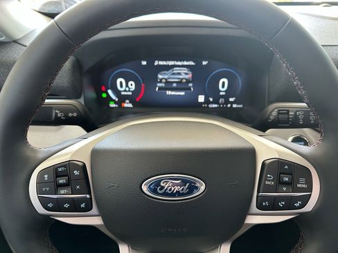 New 2026 Ford Explorer Active image 36