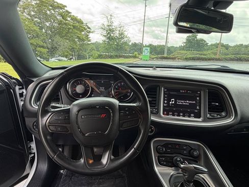 Used 2021 Dodge Challenger SXT RWD image 20